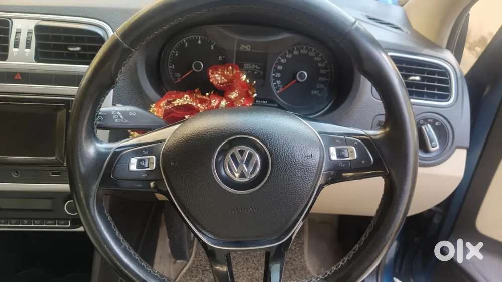 Excellent Condition Volkswagen Ameo Highline'2016 Dec Top Model