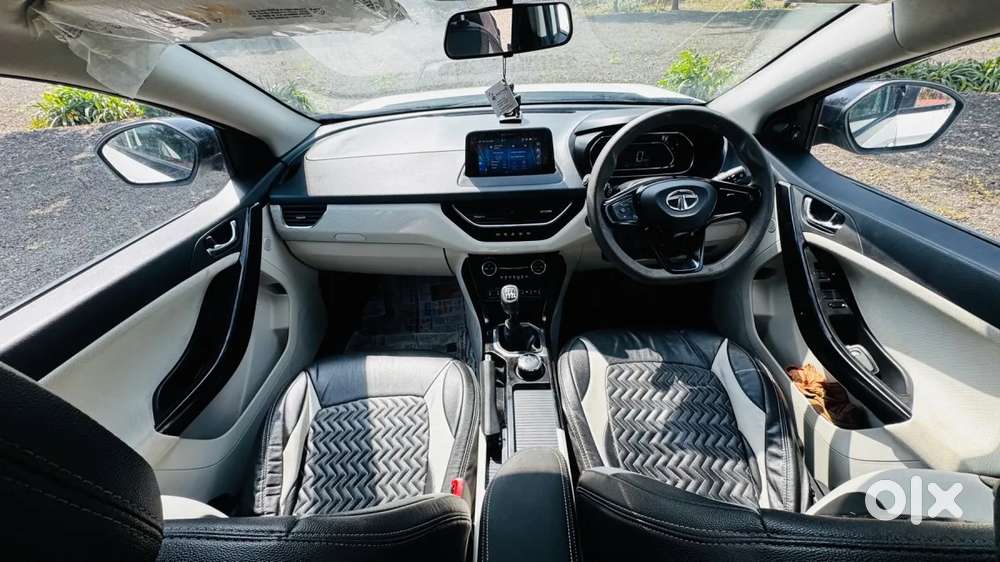 Tata Nexon 1.2 Revotron Xz Plus Dual Tone, 2022, Petrol