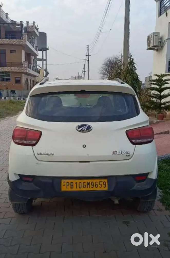 Mahindra Kuv 100 2017