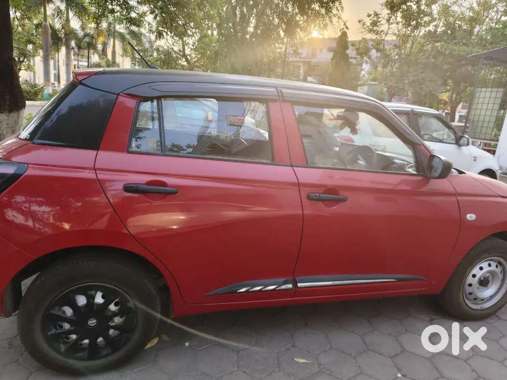 Maruti Suzuki Swift 2025 Petrol 8100 Km Driven