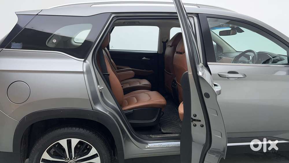 Mg Hector Plus 1.5 Sharp Turbo Cvt 6 Str, 2022, Petrol