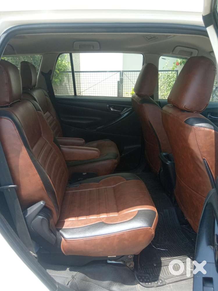 Toyota Innova Crysta 2.4 G Mt 7 Str, 2019, Diesel