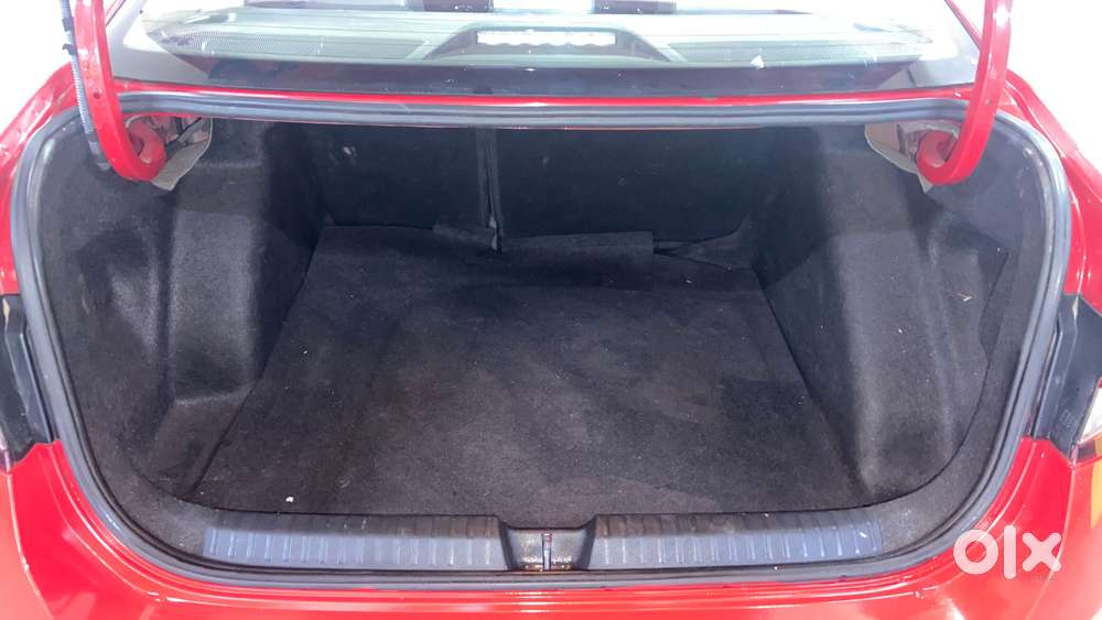 Skoda Slavia 1.0 Tsi Style At, 2022, Petrol