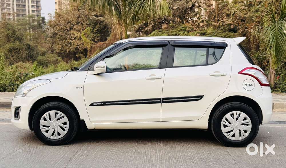 Maruti Suzuki Swift Vxi Optional, 2015, Petrol