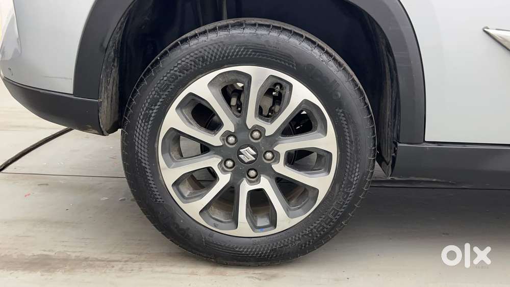 Maruti Suzuki Grand Vitara 1.5 Alpha Smart Hybrid At, 2023, Petrol