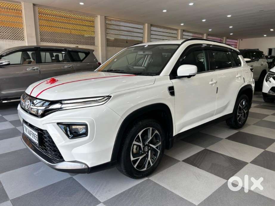 Toyota Urban Cruiser Hyryder 1.5 V Neo Drive At, 2023, Petrol