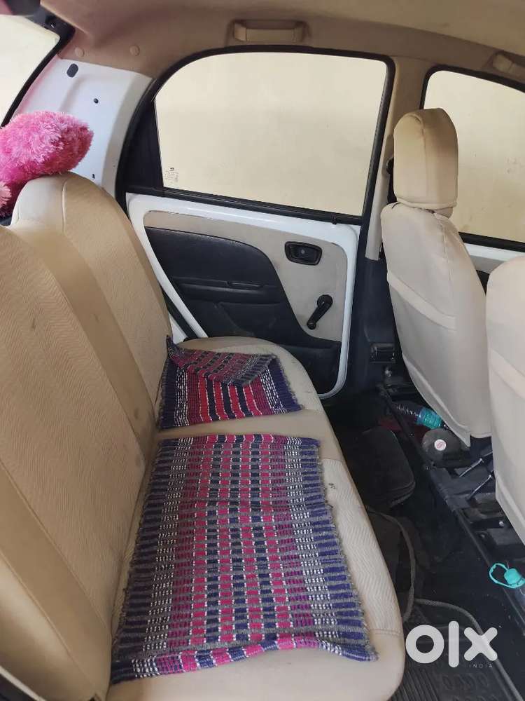 New Car Purchase And Old Car Is Selling
