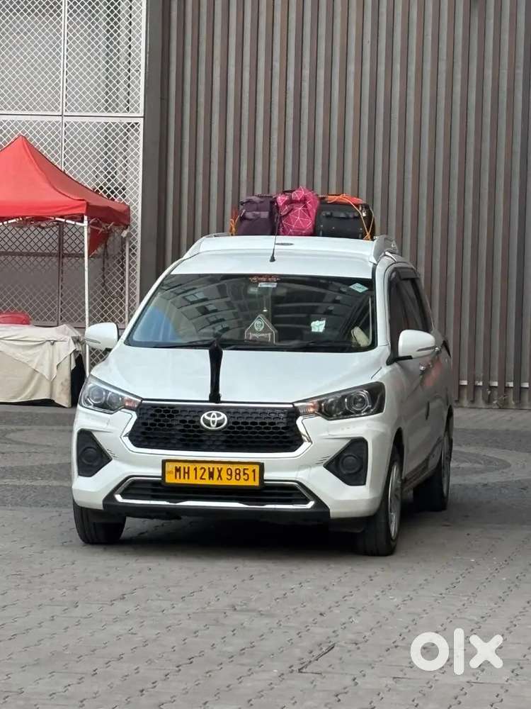 Toyota Rumion 2024 Dual Tone
