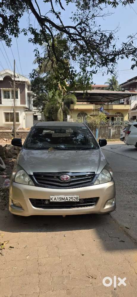 Im Selling My Innova  Geniune 46500 Run Its G Version