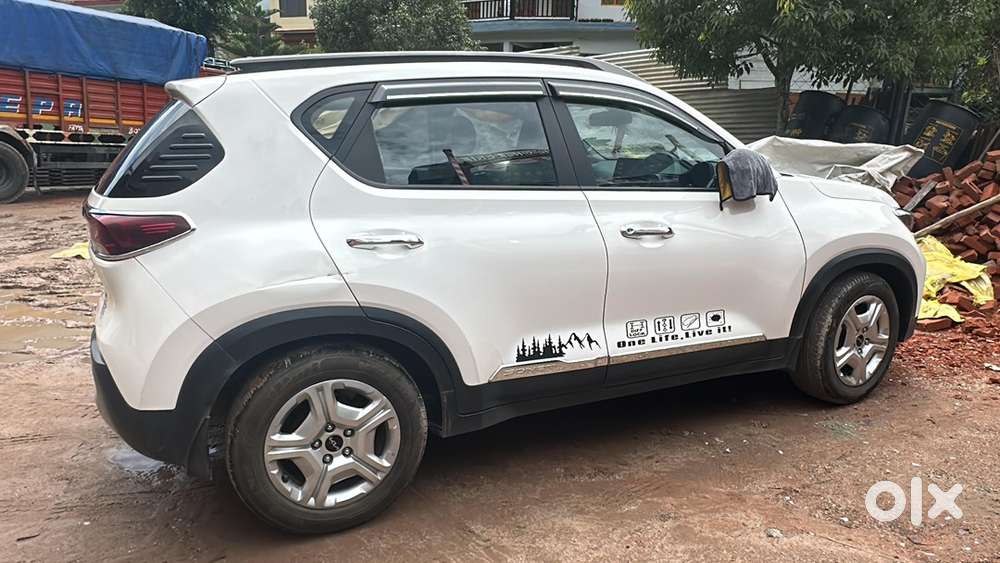 Kia Sonet Petrol 2021 Car