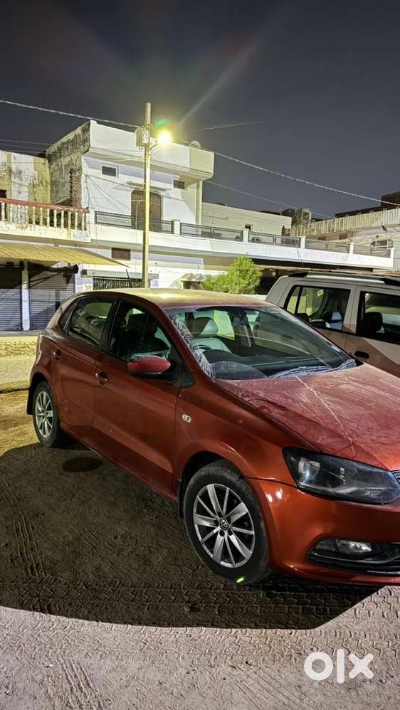 Volkswagen Polo 2015 Diesel 130000 Km Driven