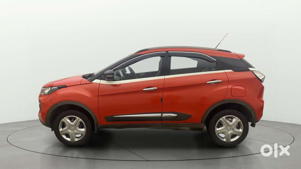 Tata Nexon 1.5 Revotorq Xma Amt, 2021, Petrol