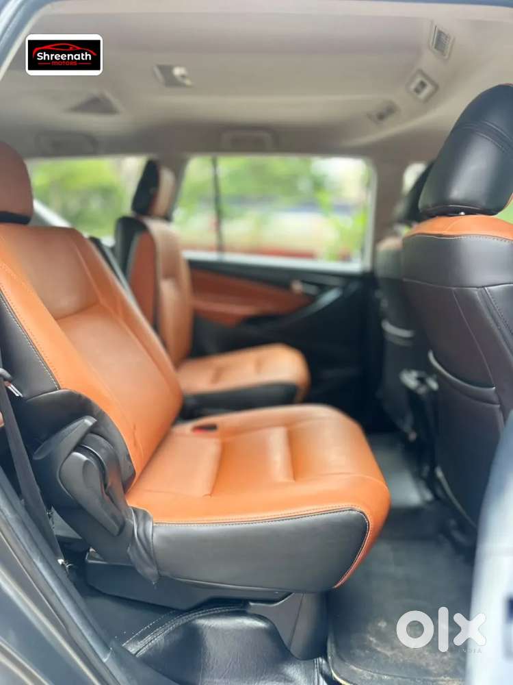 Toyota Innova Crysta [2020-ongoing] 2.4 Gx At 8 Str, 2021, Diesel