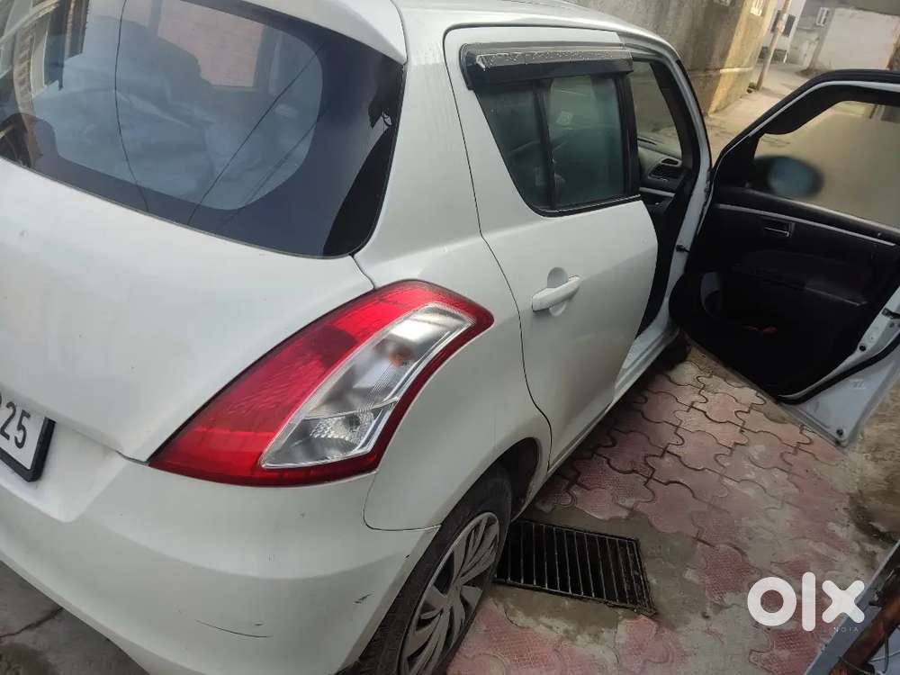 Maruti Suzuki Swift 2015 Petrol Well Maintained