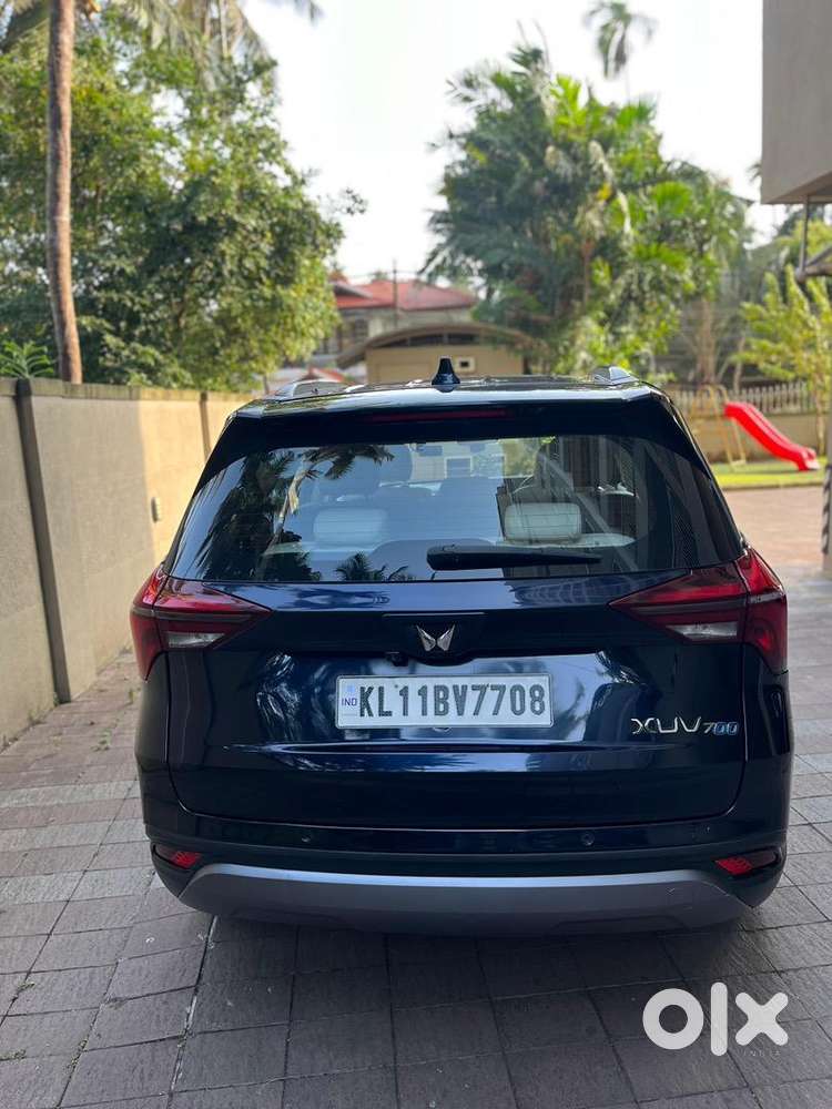 Mahindra Xuv700 2022 Diesel Well Maintained