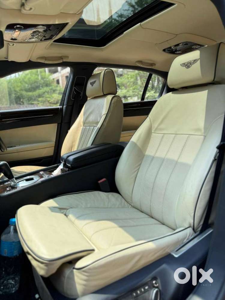 Bentley Continental Flying Spur Sedan, 2012, Petrol