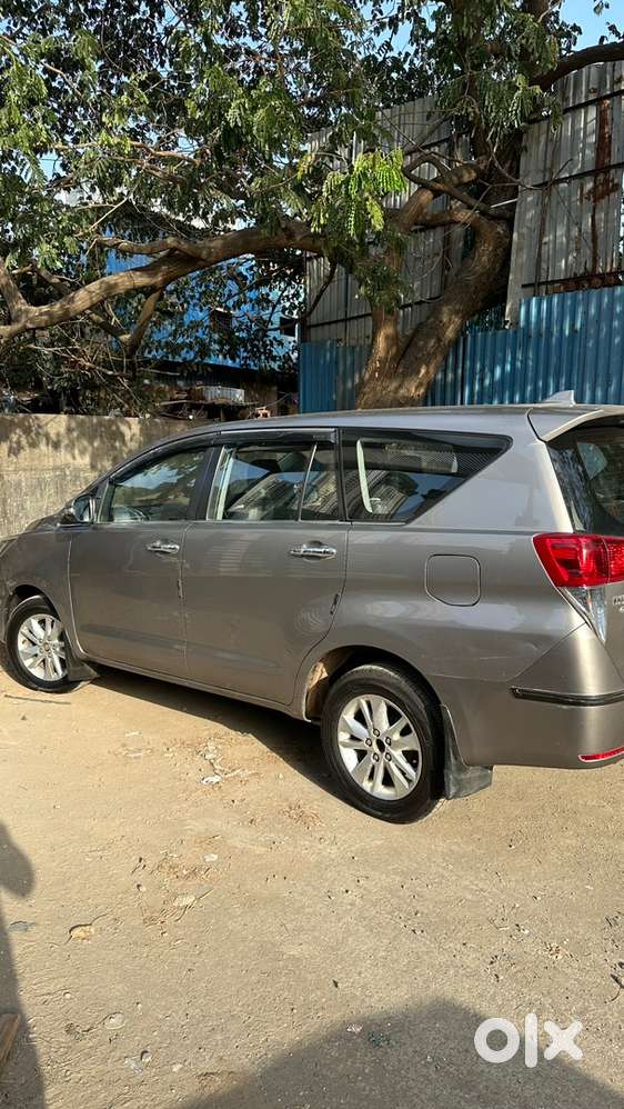Toyota Innova Crysta 2018 Diesel Well Maintained
