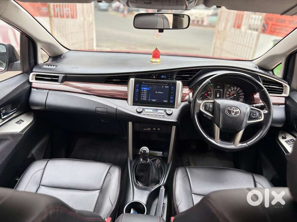 Toyota Innova Crysta Touring Sport 2.4 Mt, 2017, Diesel