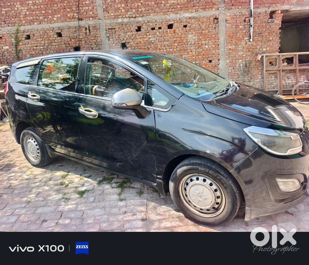 Mahindra Marazzo 2019 Diesel 170000 Km Driven