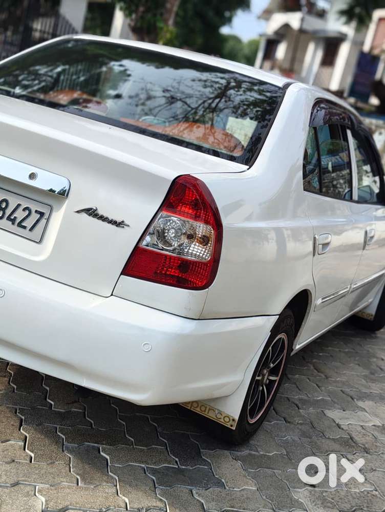 Hyundai Accent, 2012, Petrol