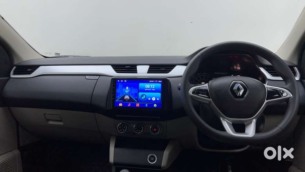Renault Triber 1.0 Rxz Dual Tone, 2022, Petrol