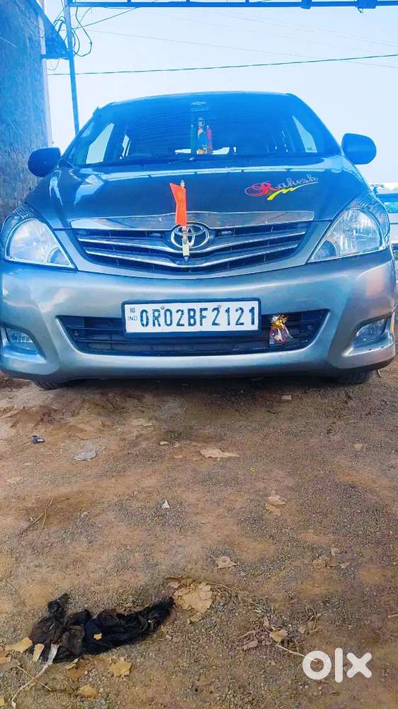 Toyota Innova 2010 Diesel 210000 Km Driven