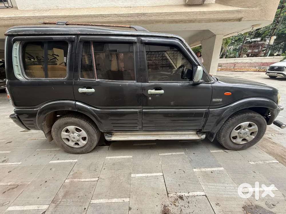 Mahindra Scorpio 2004