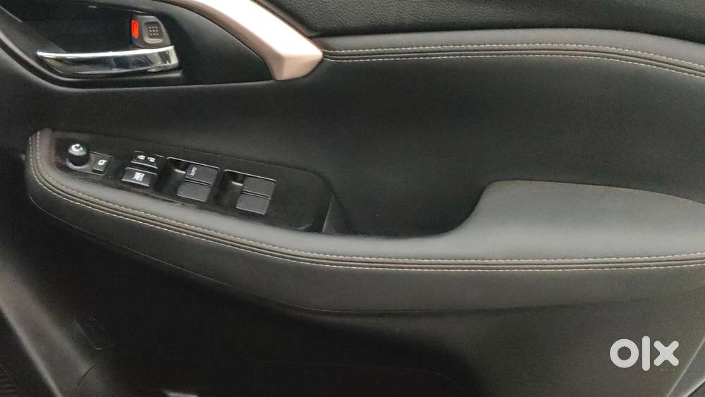 Maruti Suzuki Grand Vitara 1.5 Alpha Plus Intelligent Hybrid Ecvt, 2..