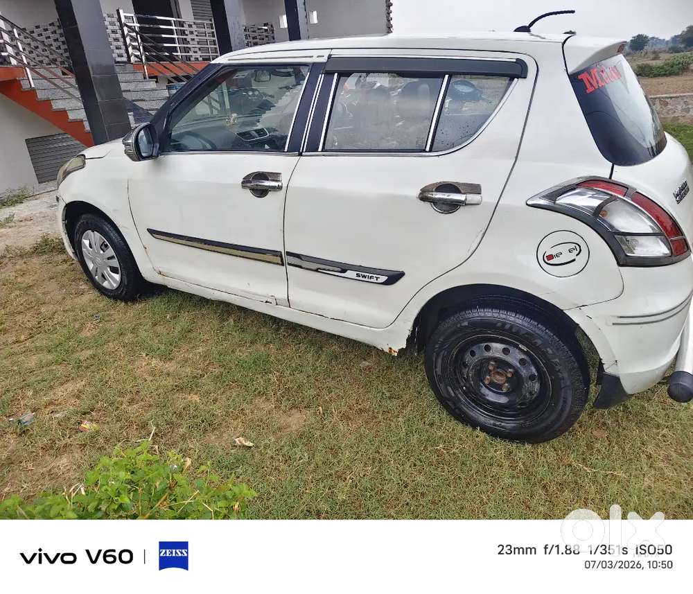 Ertiga 7 Ceater Leni He