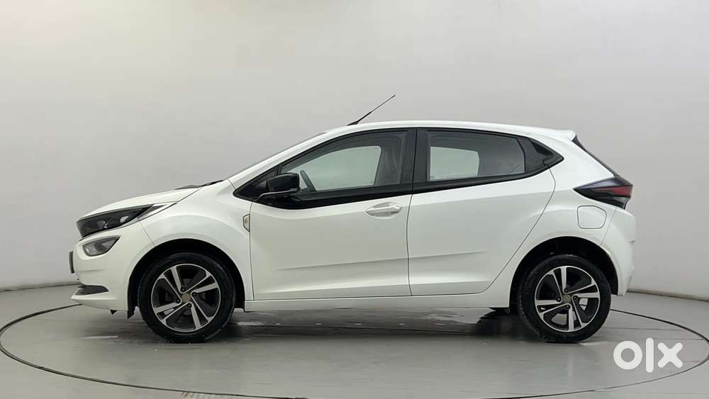 Tata Altroz Xz, 2020, Petrol