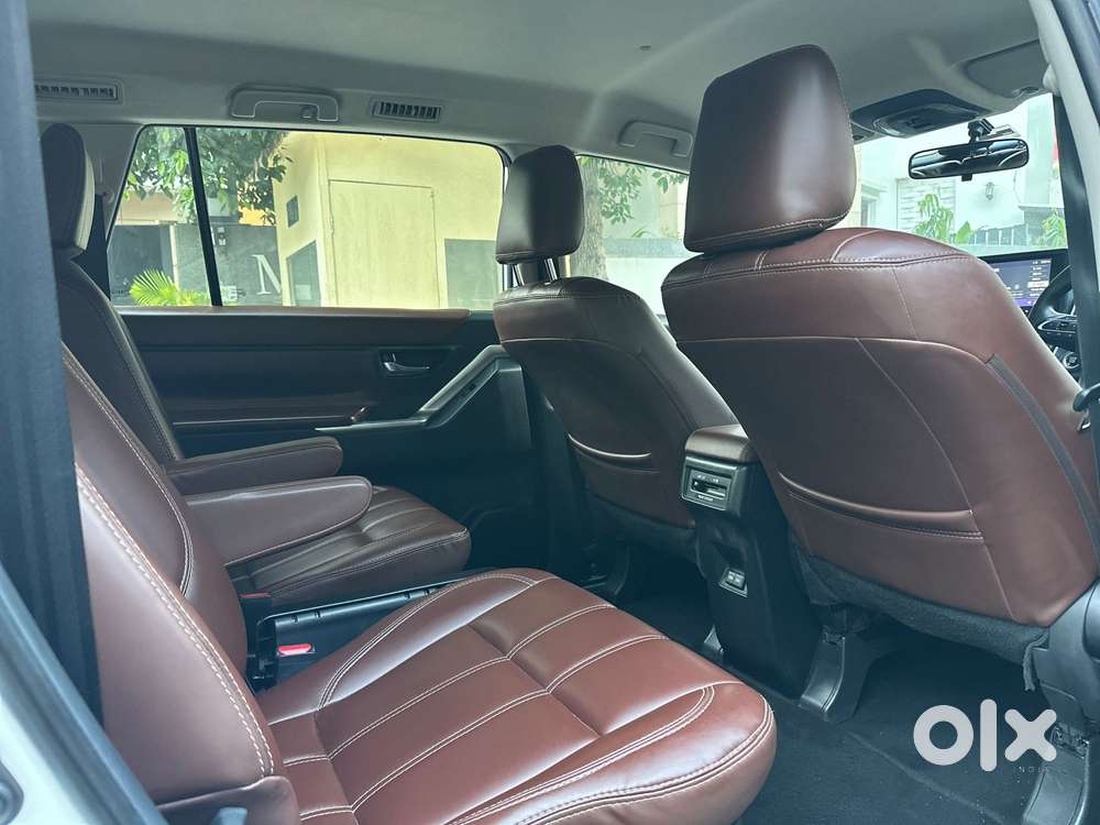 Toyota Innova Hycross 2.0 Gx 7 Str, 2023, Petrol