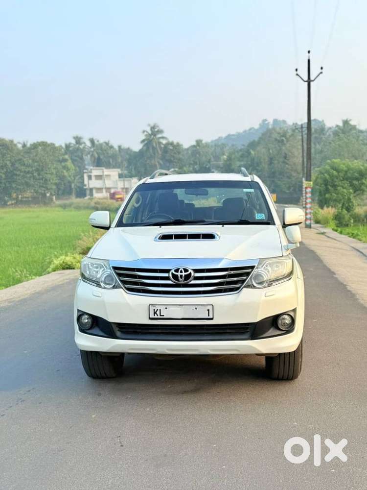 Toyota Fortuner 4x2 At 2.8 Diesel, 2013, Diesel