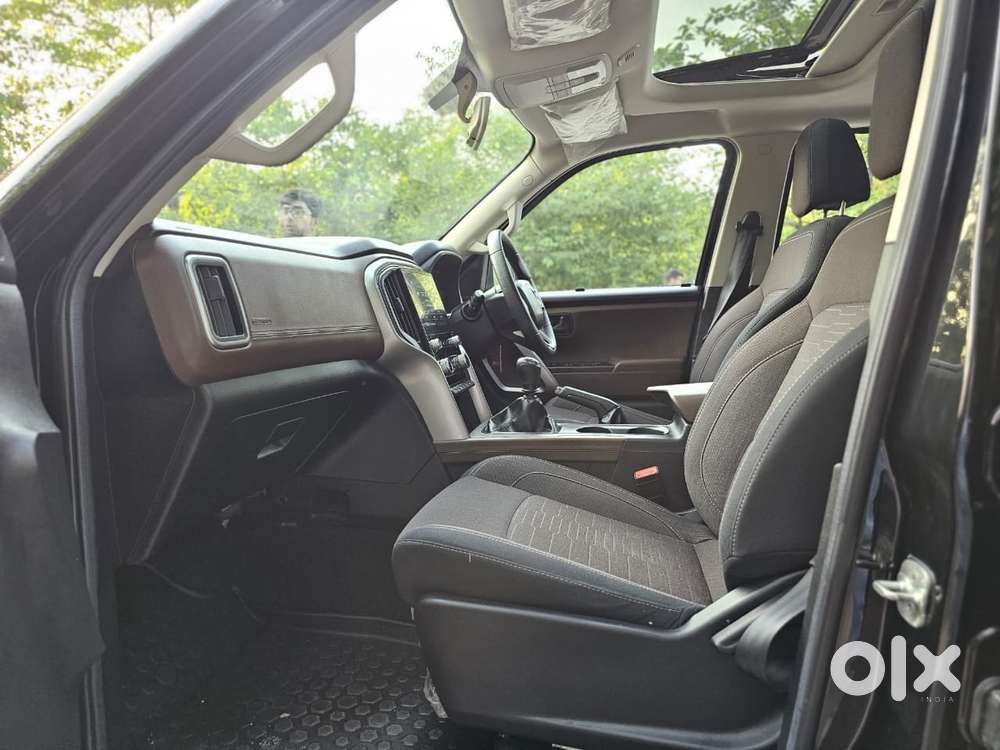 Mahindra Scorpio N Z6 Diesel Mt 4wd 7 Str, 2025, Diesel