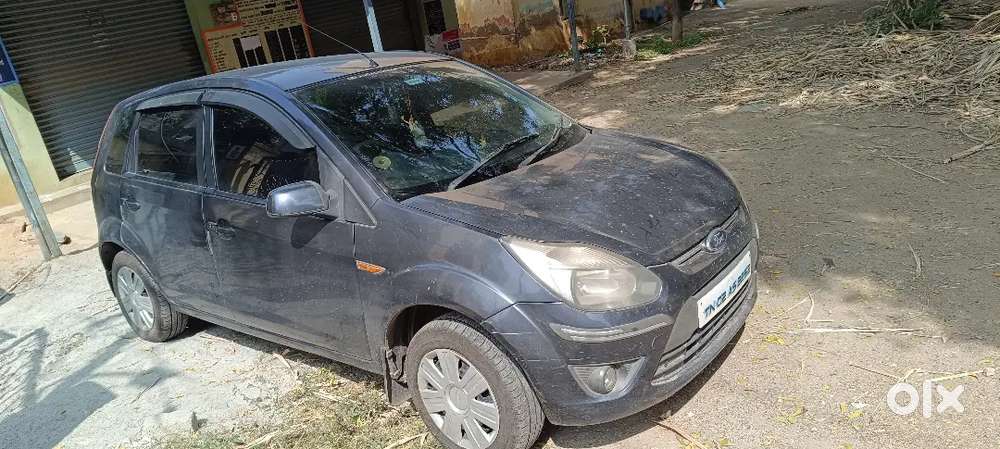 Ford Figo Diesel Zxi 2011 Car