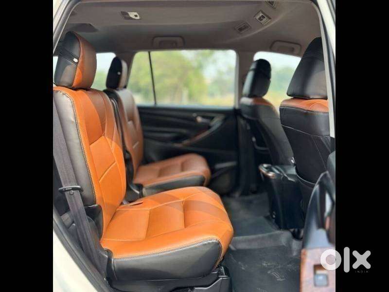 Toyota Innova Crysta 2.8 Gx At 7 Str, 2017, Diesel