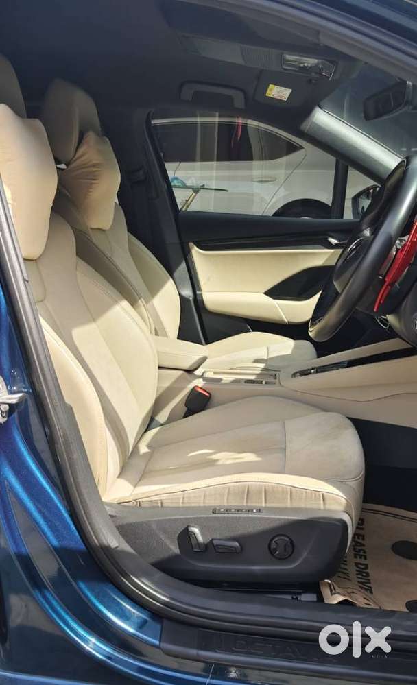 Skoda Octavia 2.0 L K Tsi At, 2023, Petrol