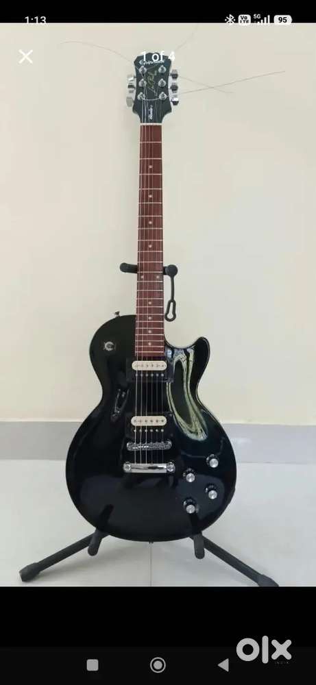 Electric guitars for sale pls read description carefully