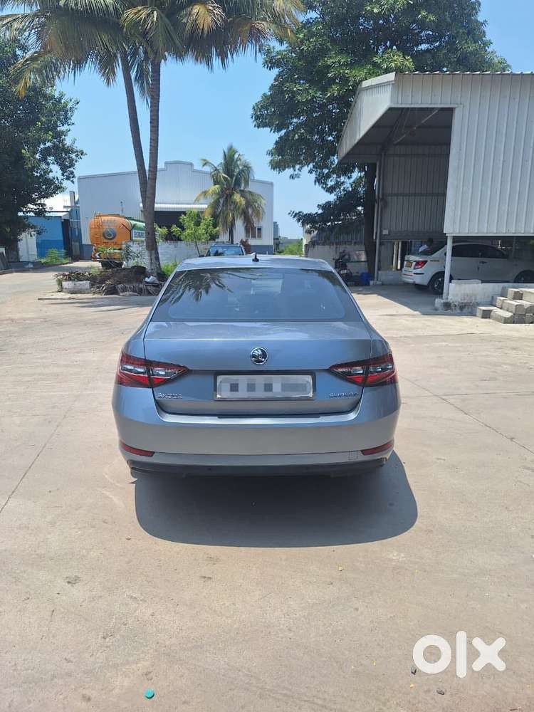 Skoda Superb L&k 2.0 Tdi At, 2019, Diesel