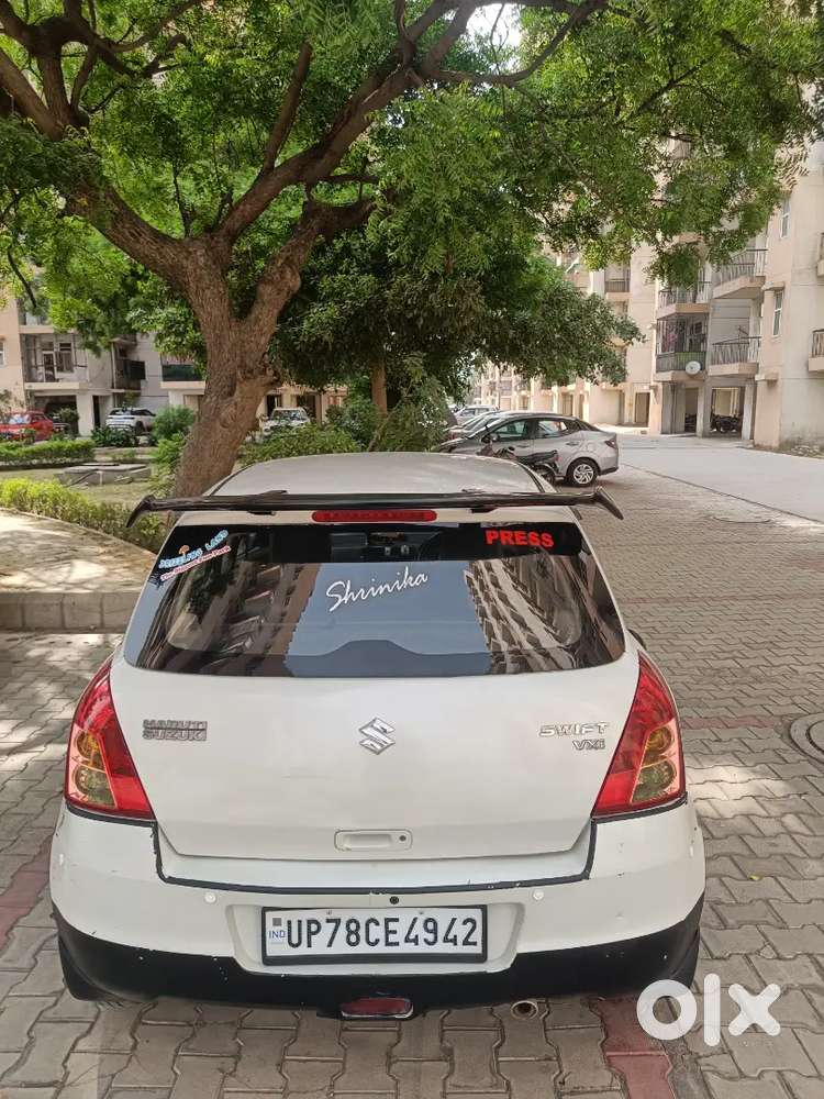 Maruti Suzuki Swift 2011 Petrol 80000 Km Driven