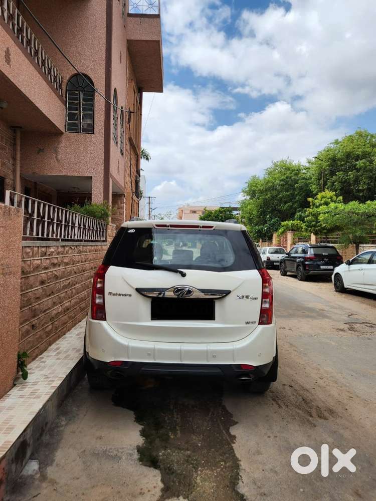 Mahindra Xuv500 2018 Diesel Well Maintained