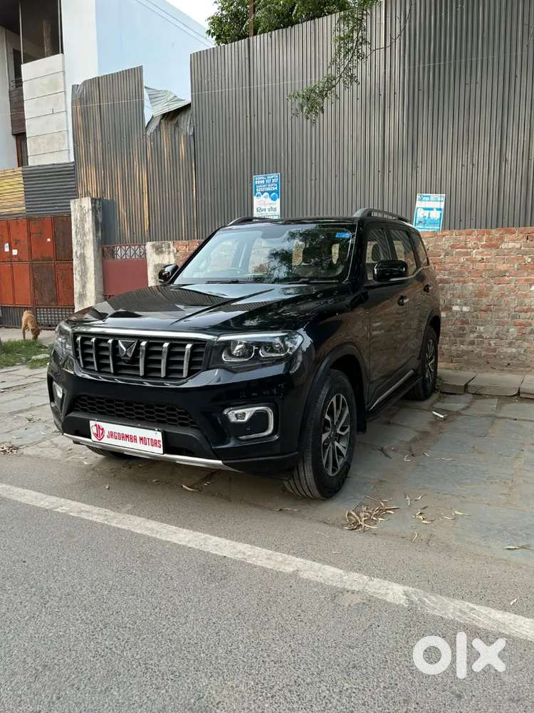 Mahindra Scorpio