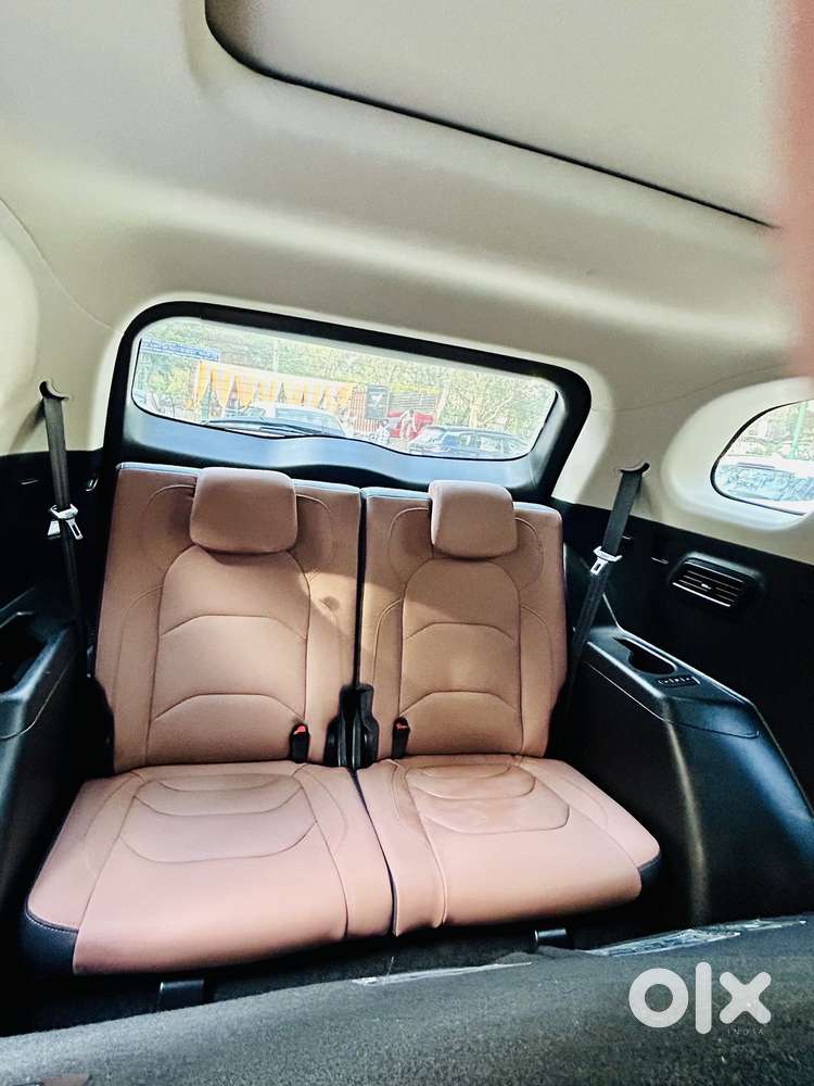 Mg Hector Plus Savvy Pro 1.5 Turbo Petrol Cvt 7 Str, 2024, Petrol