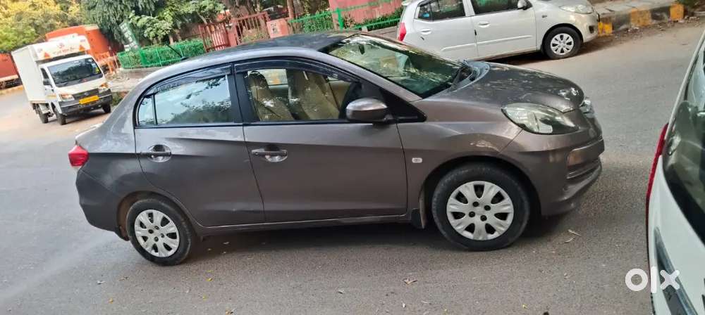 Honda Amaze 2014 Variant