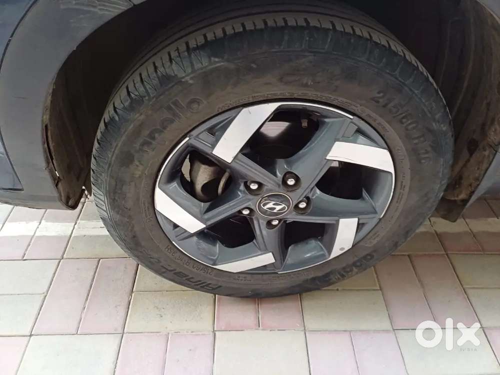 Hyundai Venue 2021 Petrol 41000 Km Driven