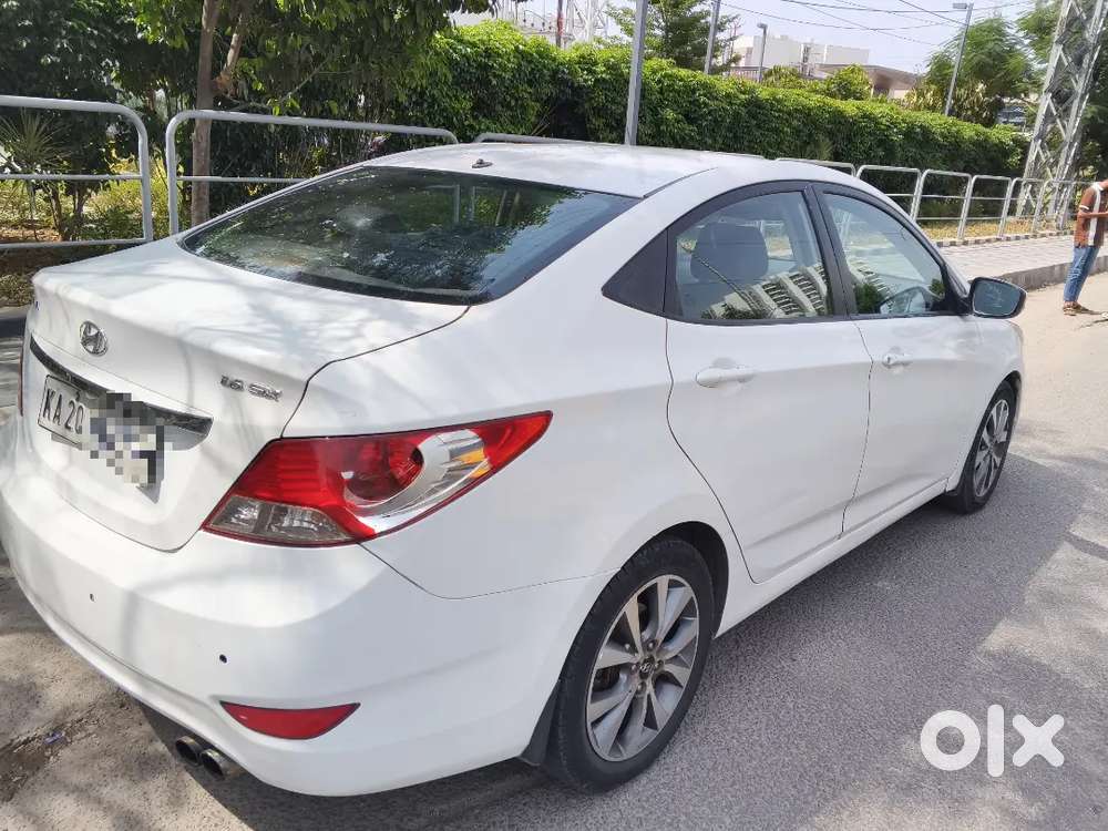 Hyundai Verna 2004 Diesel Manual