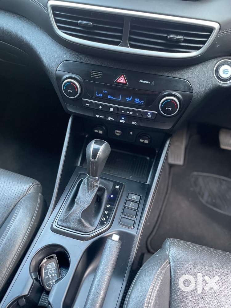 Hyundai Tucson [ ] 2.0 Gl (o) 2wd At Petrol, 2020, Petrol