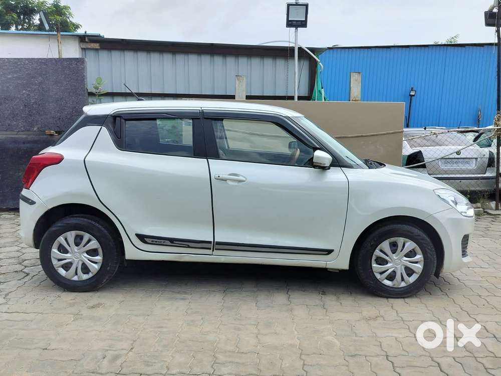 Maruti Suzuki Swift 1.2 Vxi (o), 2022, Petrol