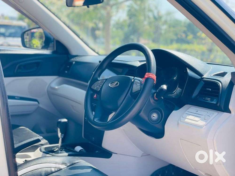 Mahindra Xuv300 W8 Amt Diesel, 2021, Diesel