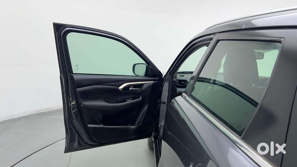 Maruti Suzuki Grand Vitara 1.5 Zeta Plus Intelligent Hybrid Ecvt, 20..