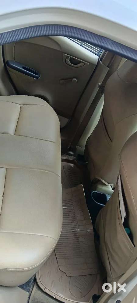 Best Condition H 50%tyre H Original Paint H Back Camera+ Display H